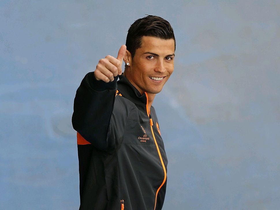 土媒：费内巴切已付穆帅875万欧解约金，不想再付75万欧住宿费