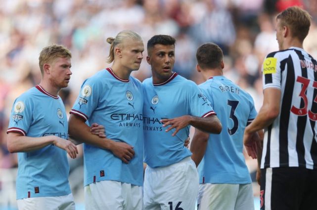 NBA杯半场：凯尔登13分，东契奇24分&詹姆斯12+8，马刺70-58领先湖人