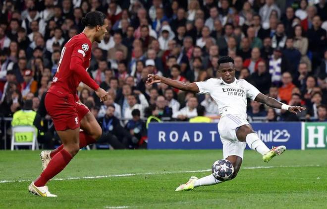 太给力：赵勇罕见发火骂醒队员！暂停换人都有效果，他才是真果断