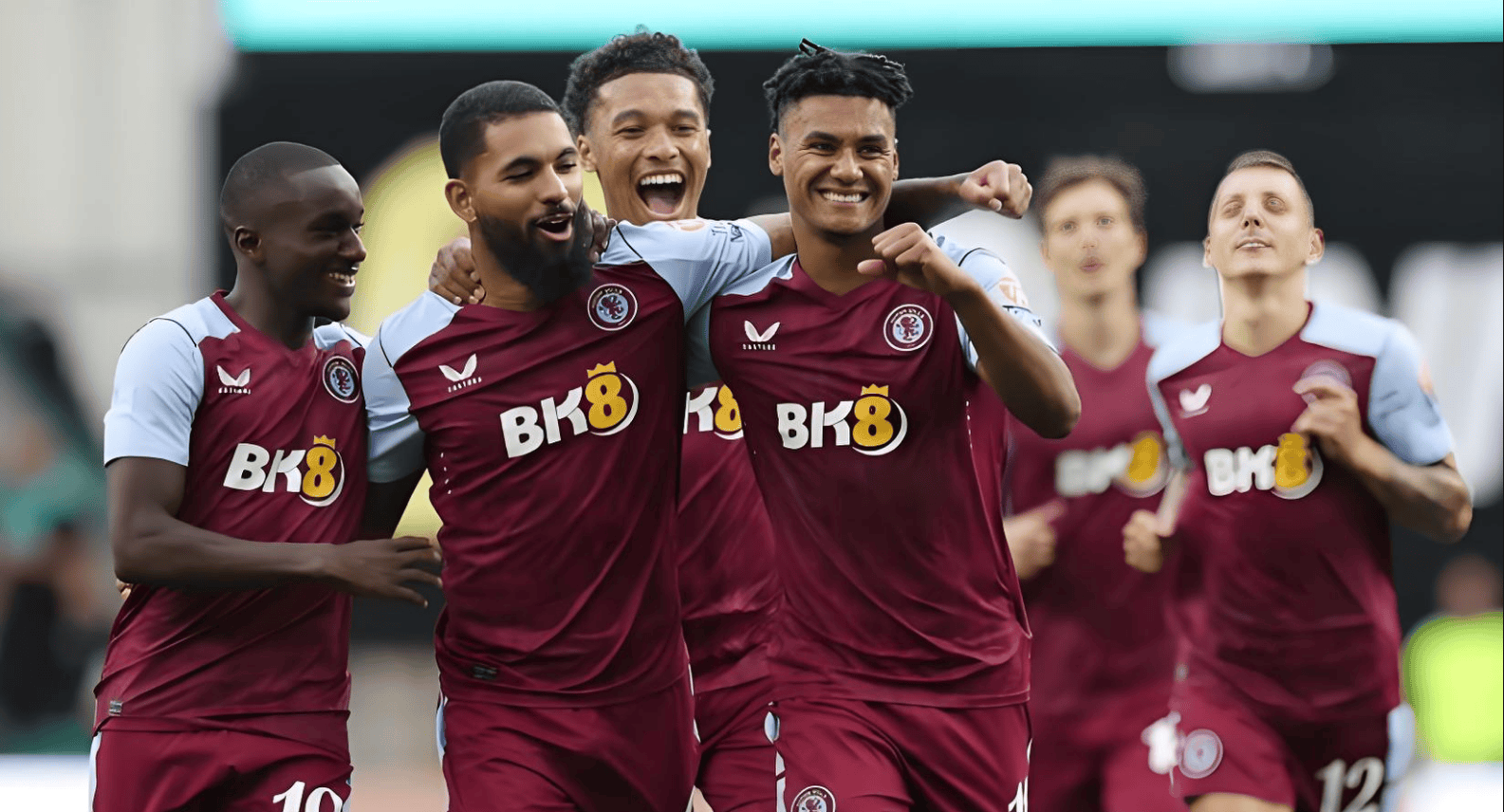 陈威vs柔佛新山半场数据：贡献5次扑救，评分暂为全场最高